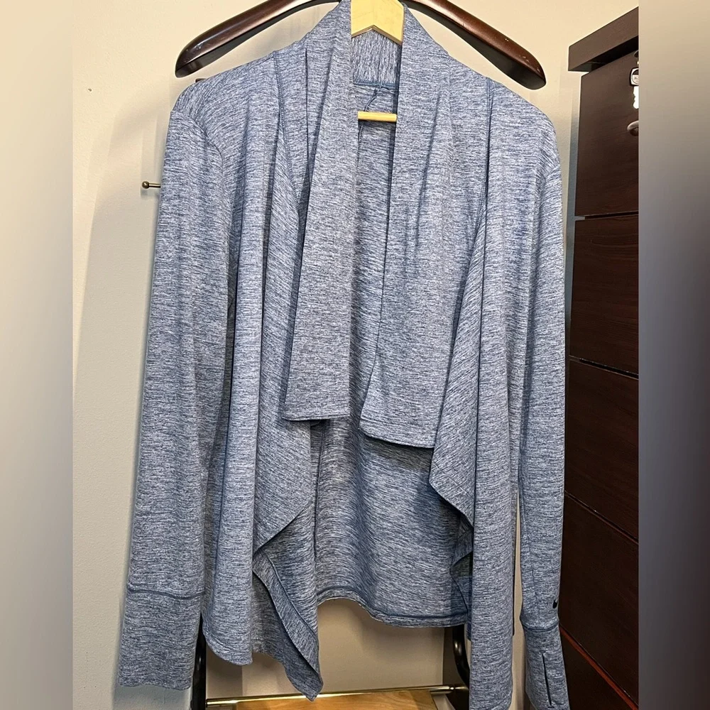 Nike Yoga Light Blue Draped Cardigan - Picture 2 of 5